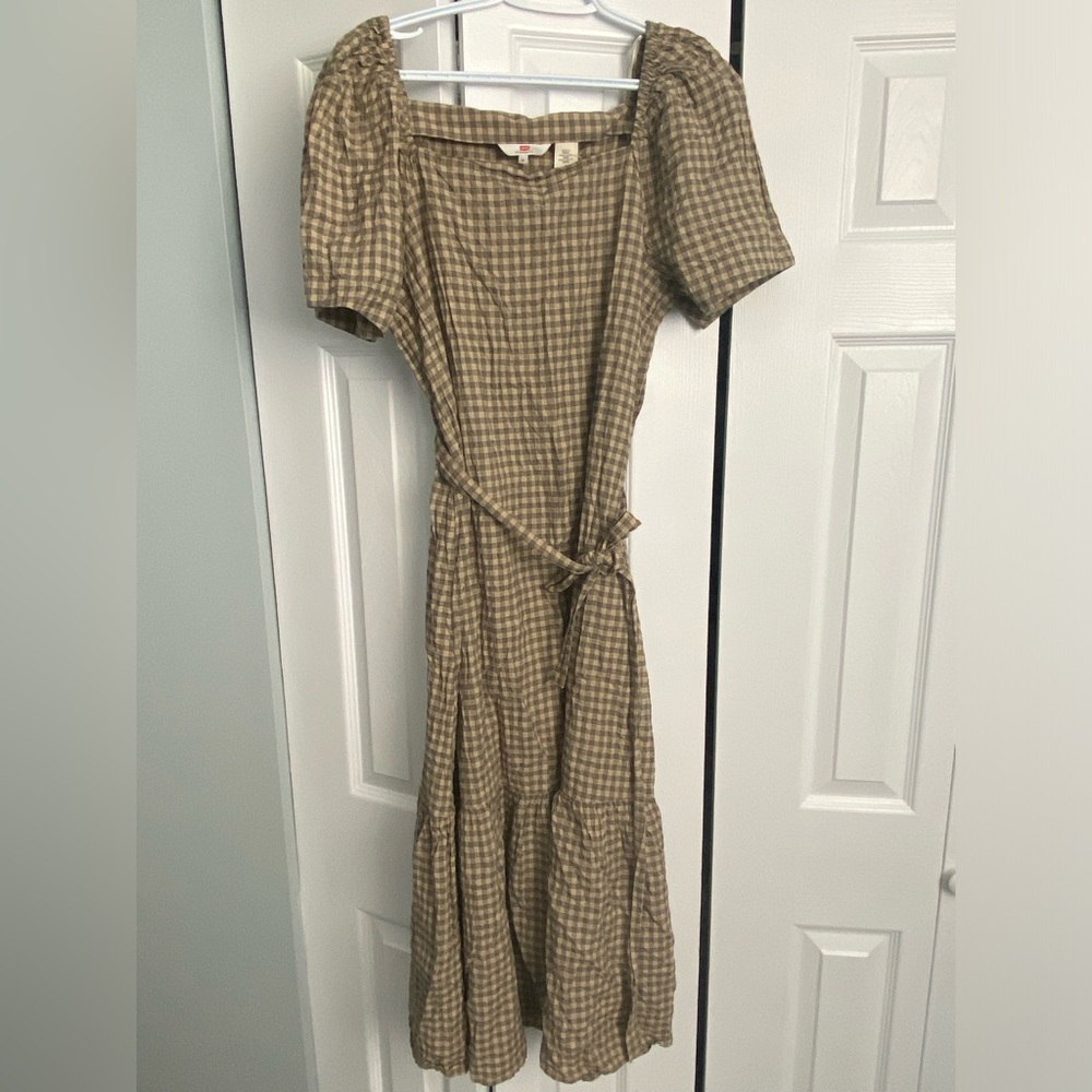 Levi’s puff sleeve dress, M